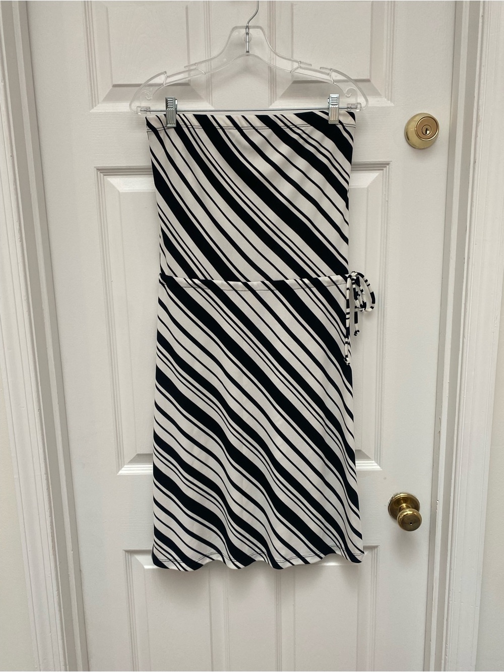 Black & White Diagonal Stripe Strapless Dress w Side Drawstring - Large